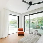Elia Cove Luxury Ii Villa