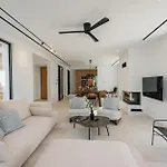 Villa Elia Cove Luxury Ii