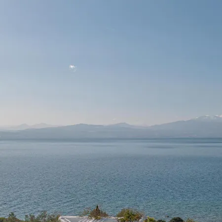 Elia Cove Luxury Ii *