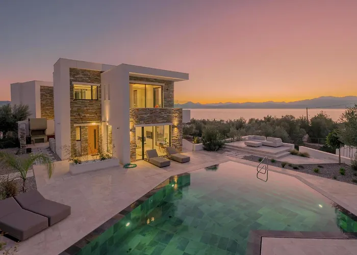 Elia Cove Luxury Ii Willa *