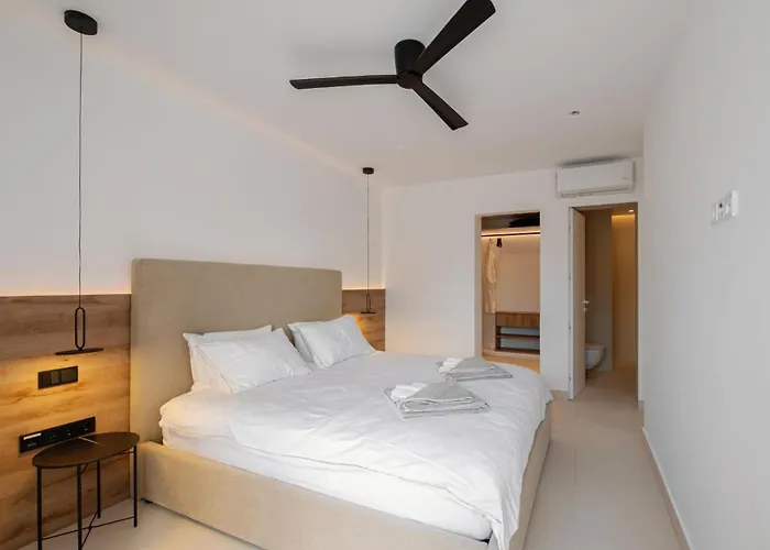 Elia Cove Luxury Ii Willa *